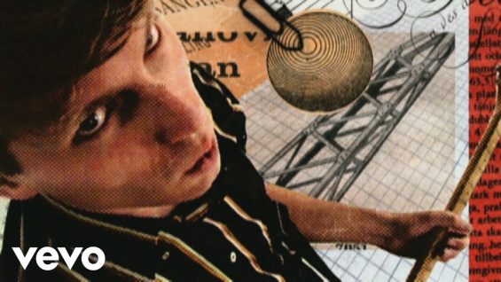 Franz Ferdinand – Take Me Out (Video)