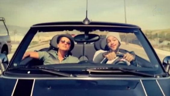 Travie McCoy: Billionaire ft. Bruno Mars [OFFICIAL VIDEO]